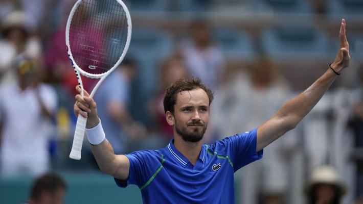 足坛迎来了 足坛迎来了