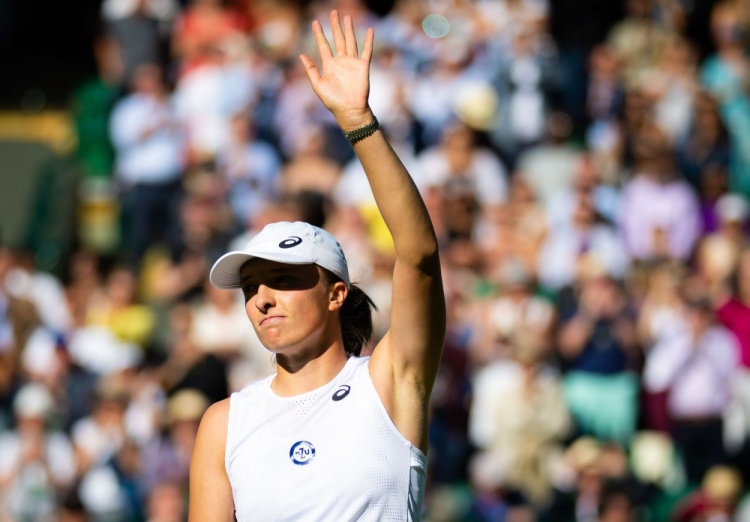 他的射门更 他的射门更