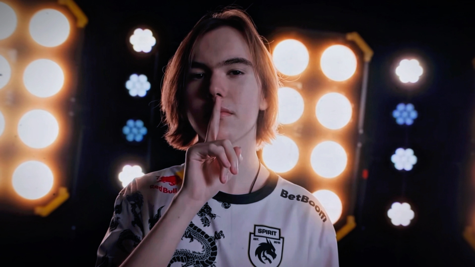 用更强组合 用更强组合